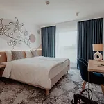 Arche Lotnisko Hotel Gdańsk