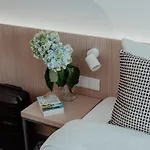 Arche Lotnisko Hotel