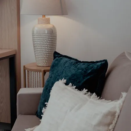 Hotel Arche Lotnisko