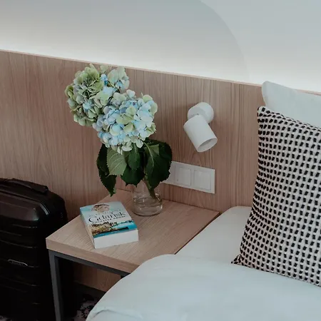 Arche Lotnisko ホテル