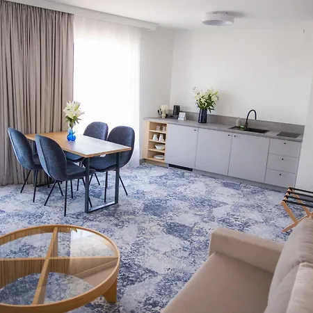 Hotel Arche Lotnisko