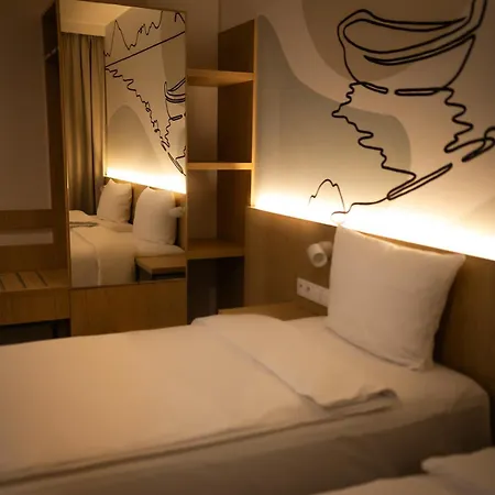 Arche Lotnisko 3* Danzica