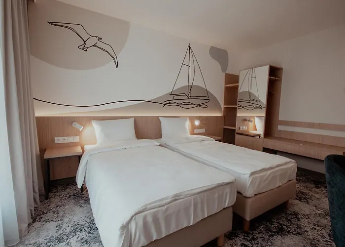 Hotel Arche Lotnisko 3*