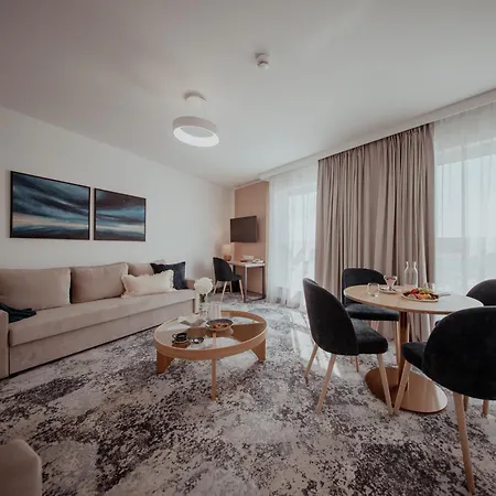 Hotel Arche Lotnisko